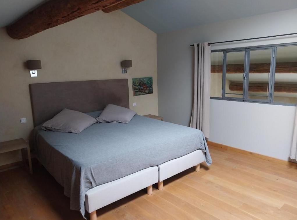 Appartement Cecile - Campagne Avec Piscine Commune - Eyragues Екстериор снимка
